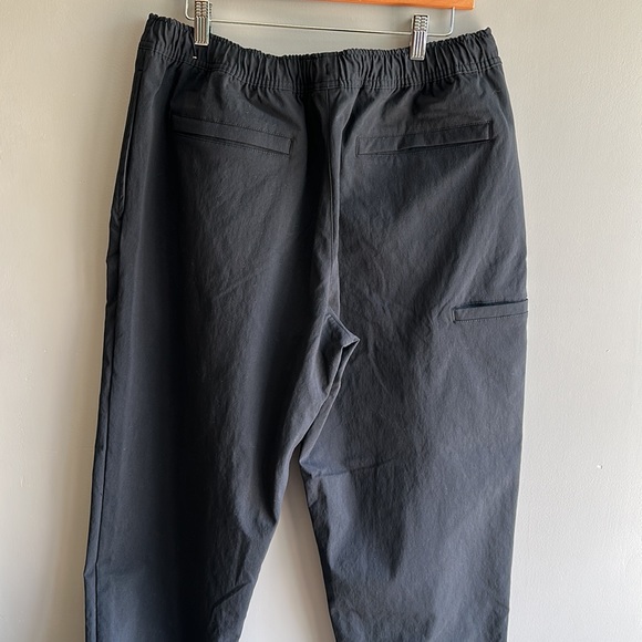 JORDAN Essentials Pants size L NWT - Picture 6 of 8